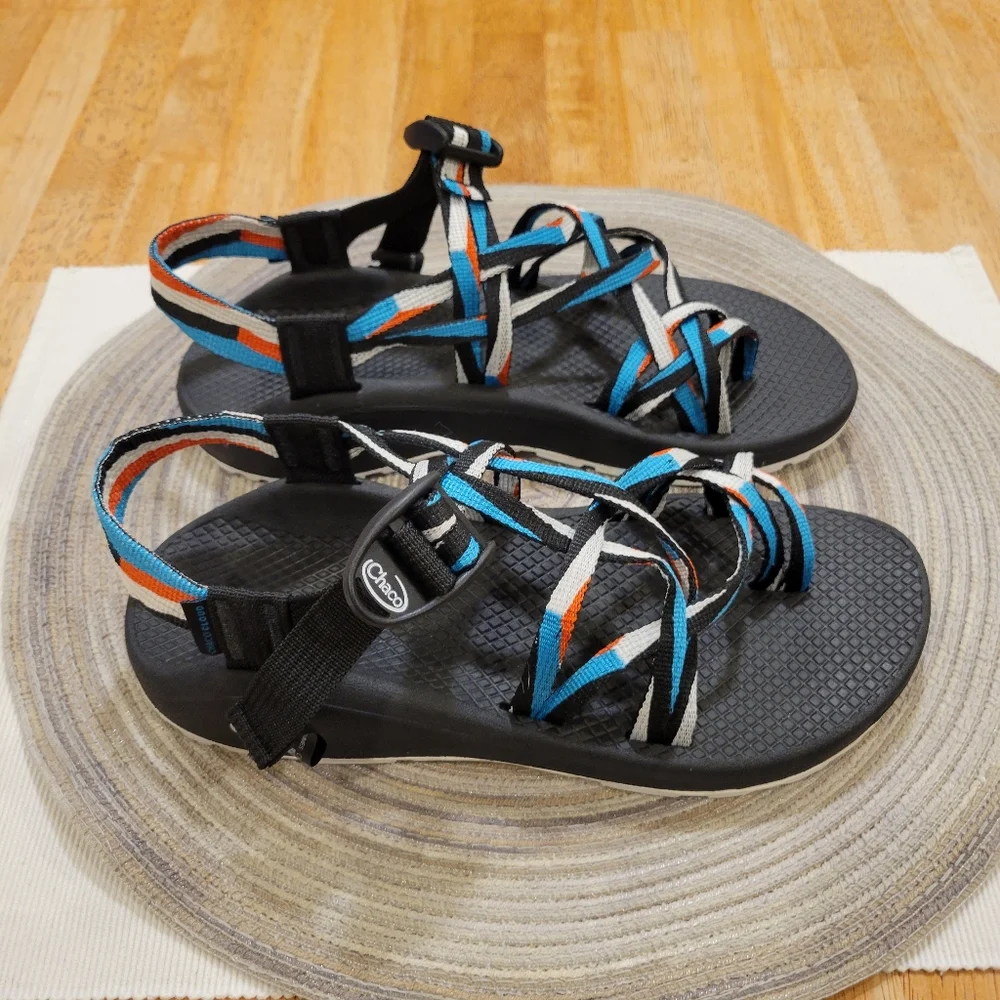 🆕️NWOT~ CHACO WOMEN'S SANDALS - Picture 4 of 9